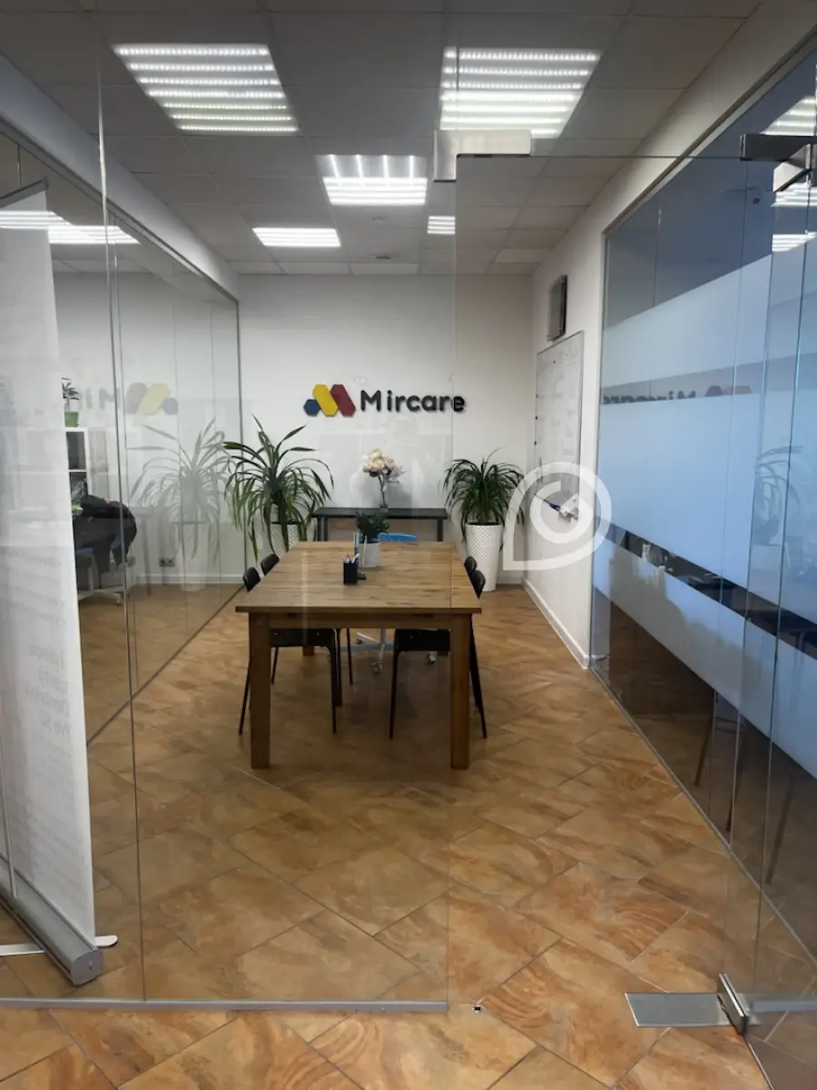Büyük yeni ofis