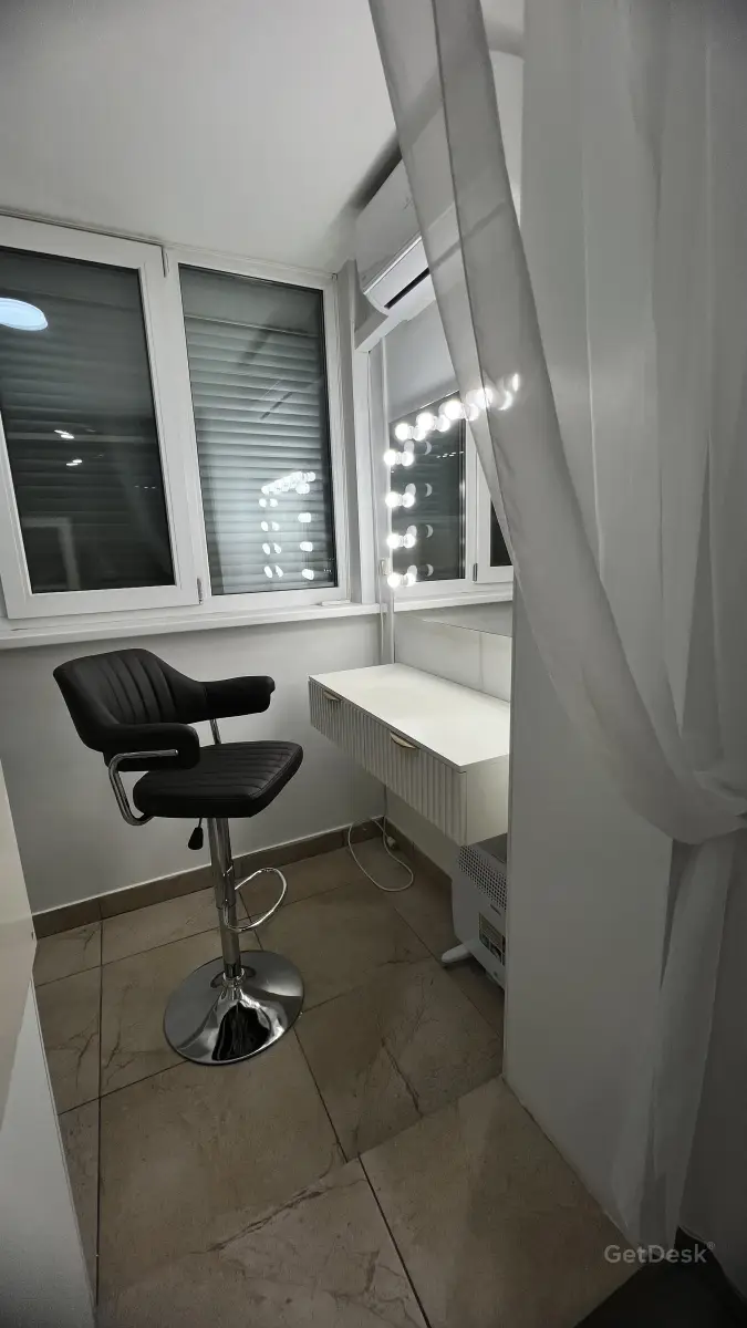 NA beauty coworking