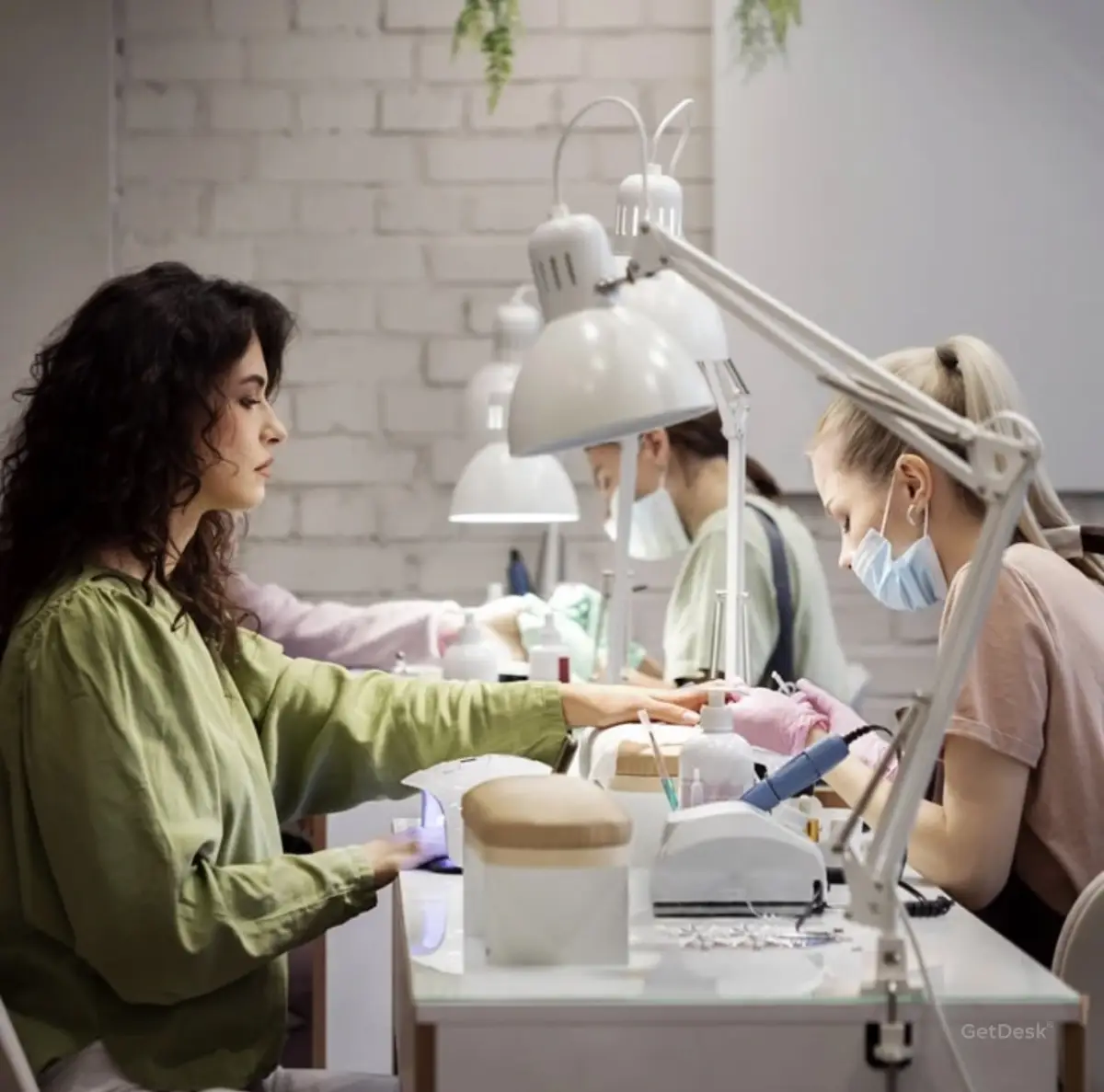 NA beauty coworking