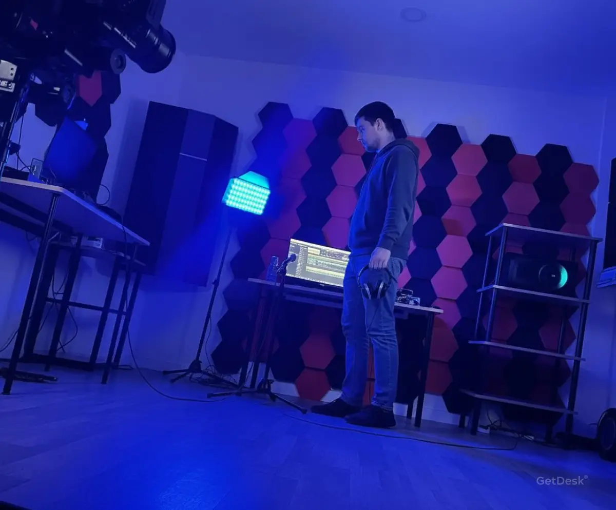 Purple Music, музыкальная студия